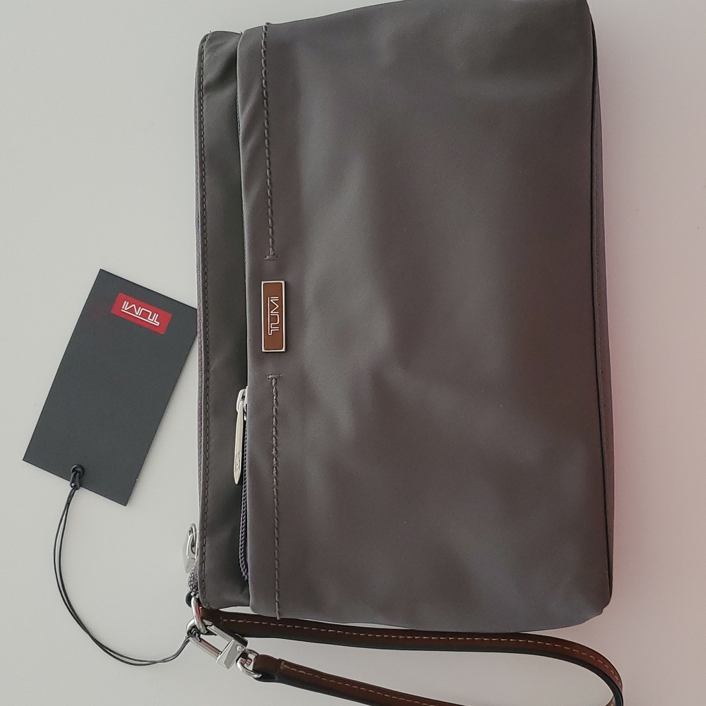 NWT Tumi Susan Multifunction Pouch in Steel Color